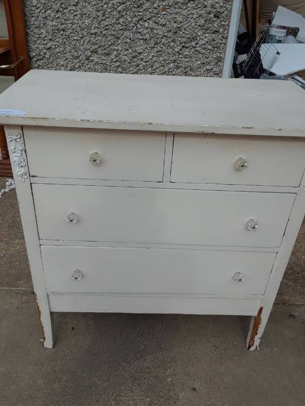 lot 17 image: VINTAGE 1920S VANITY AND MIRROR
