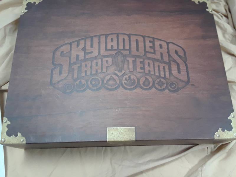 lot 48 image: SKYLANDERS TRAP TEAM BOX AND MORE
