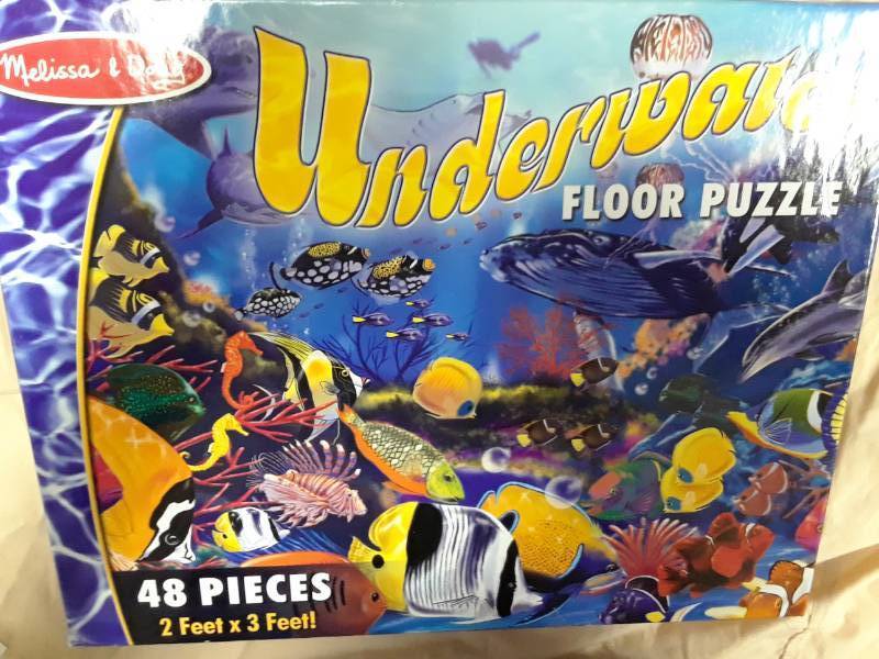 lot 45 image: UNDERWATER HUGE FLOOR PUZZLE