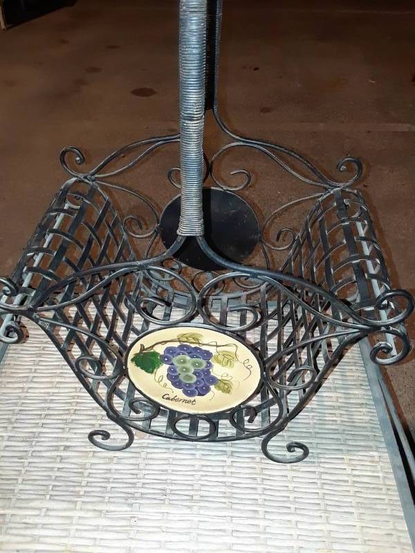 lot 40 image: WROUGHT IRON MAGAZINE RACK