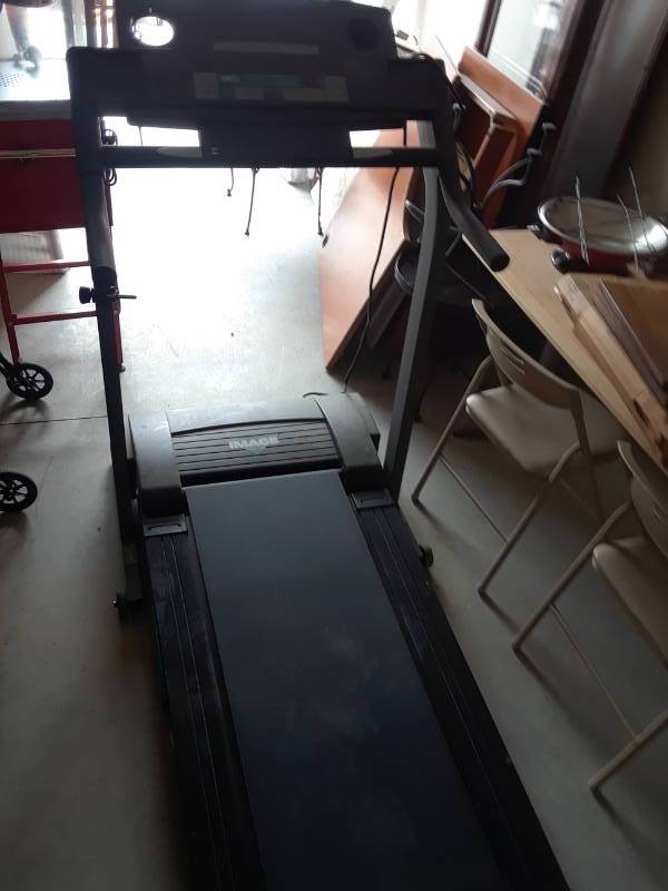 lot 66 image: WORKING TREADMILL