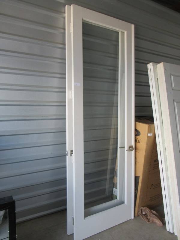lot 1 image: CUSTOM DOORS
