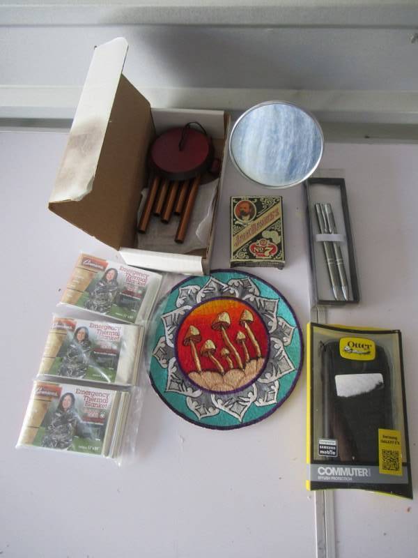lot 85 image: HOUSEHOLD