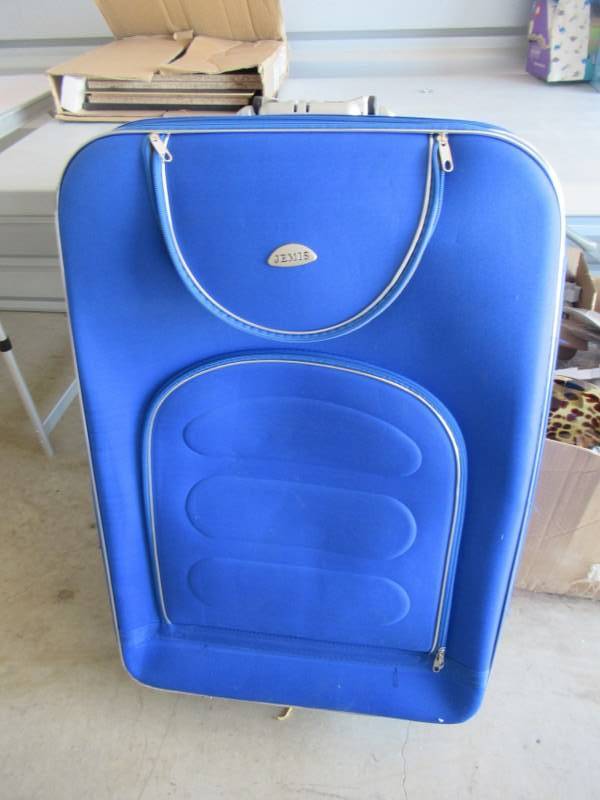lot 98 image: JEMIS LUGGAGE