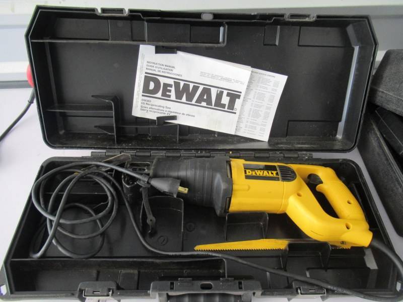 lot 116 image: TOOLS