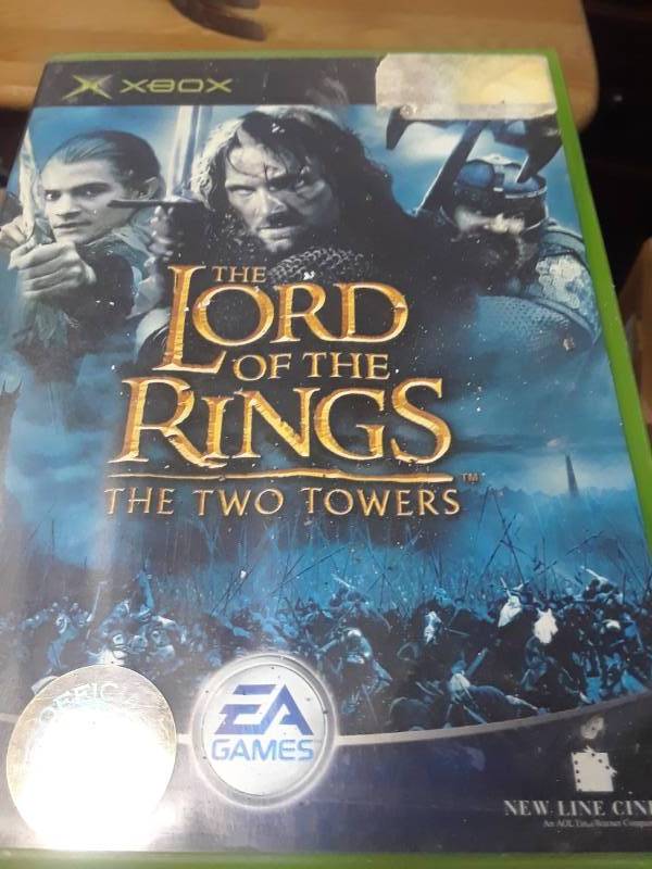 lot 107 image: 4 LORD OF THE RINGS XBOX GAMES