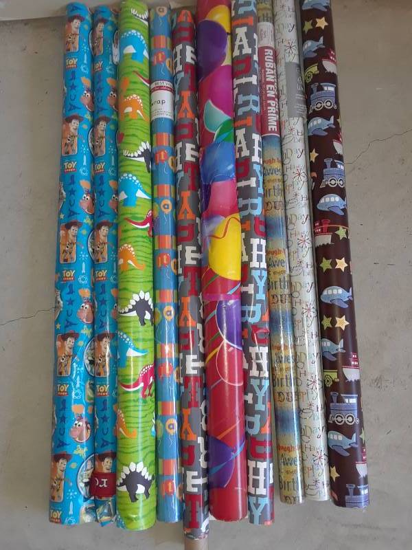lot 24 image: ASSORTED BIRTHDAY WRAPPING PAPER