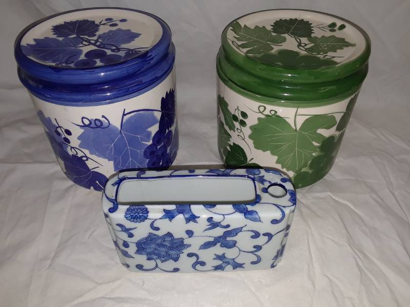lot 35 image: CANISTERS AND NAPKIN HOLDER