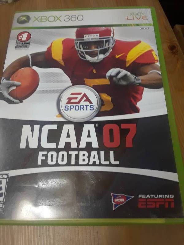 lot 105 image: 3 NCAA FOOTBALL XBOX GAMES