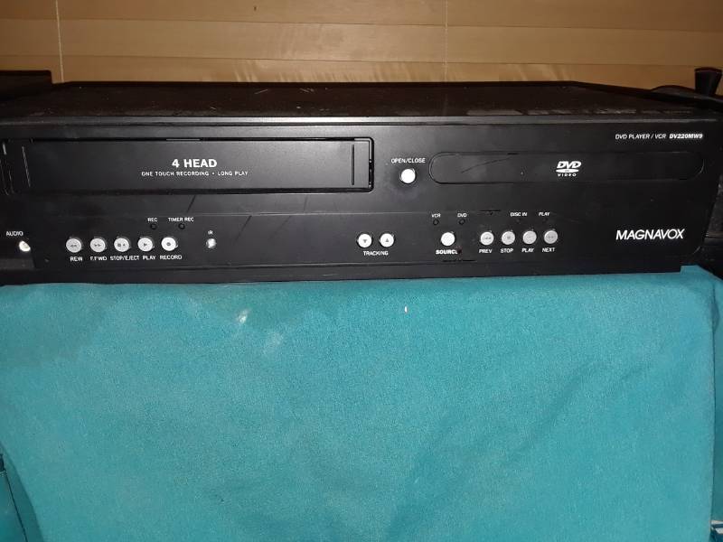 lot 95 image: MAGNAVOX DVD PLAYER VCR