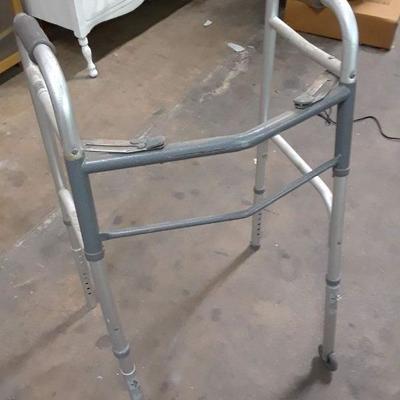 lot 23 image: FOLDING WALKER