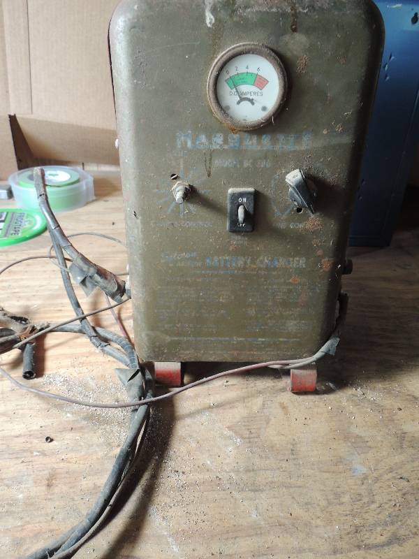 lot 600 image: Model BC-304 Battery Charger