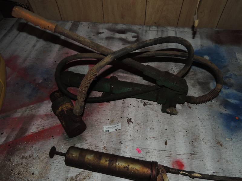 lot 602 image: GREASE GUNS X 2