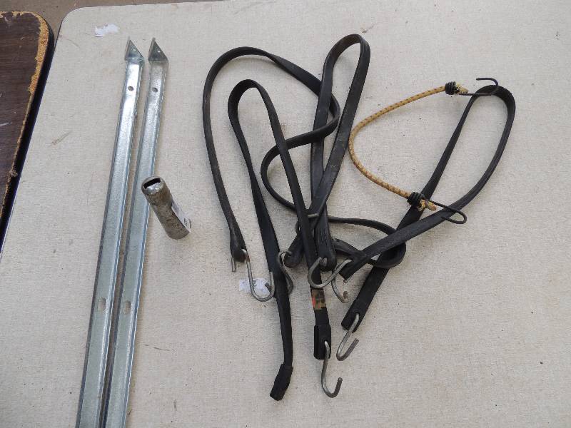 lot 623 image: Lot of Bungee Cords