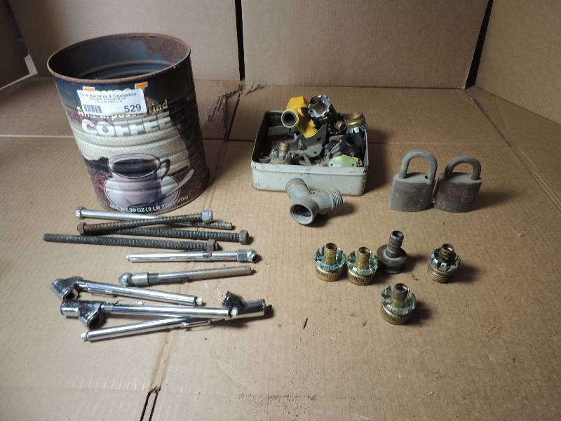 lot 529 image: 2 Coffee cans of tire pressure gauges, locks no key, water hose guns and long bolts