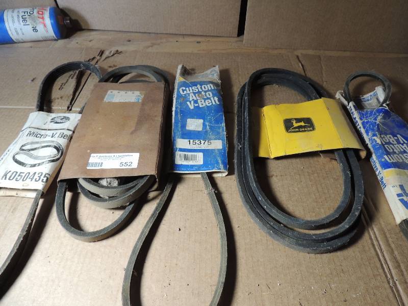 lot 552 image: 5 John Deer Tractor belts