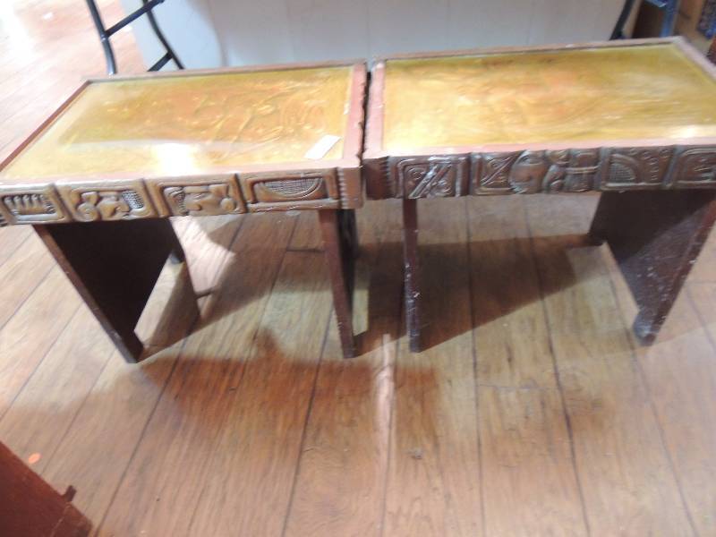 lot 238 image: Pair of carved side tables Mayan design top has glass covering. Very orates 24 x 16 x 18H