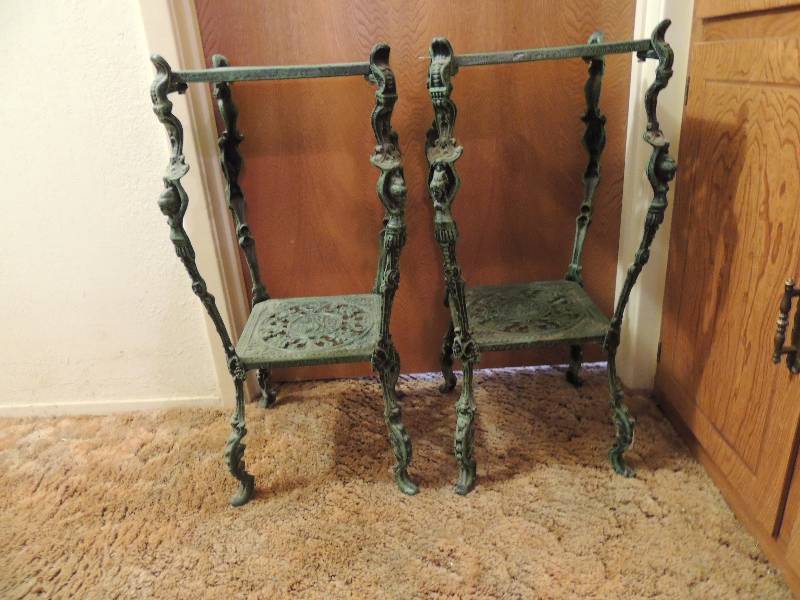 lot 279 image: 2 very ornate green metal plant fern stands      28 H 13 x 13.