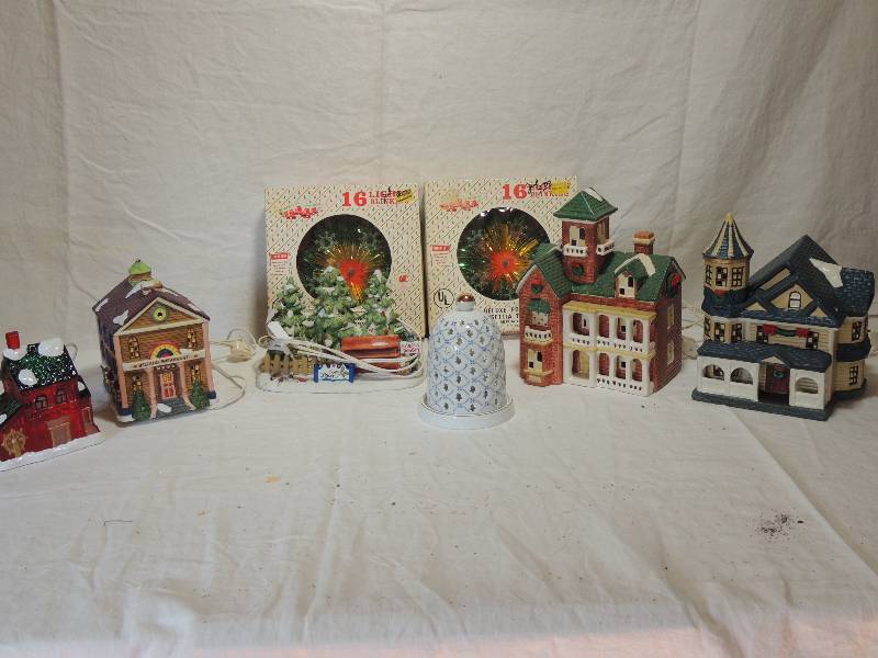 lot 436 image: Lighted Village House Bed & Breakfast 4 x6   Colonial House 8x6x4   Village Park,   Hamilton House,   Round Foil Plastic Poinsettia Tree top x 2