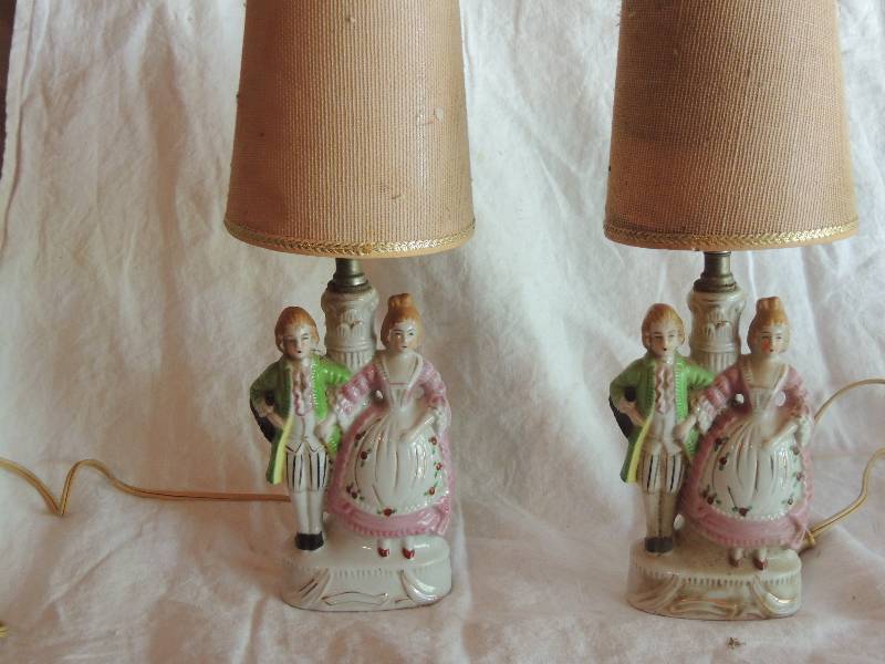 lot 520 image: Pair of Lamps Victorious Couple - made in japan height 10 with shades