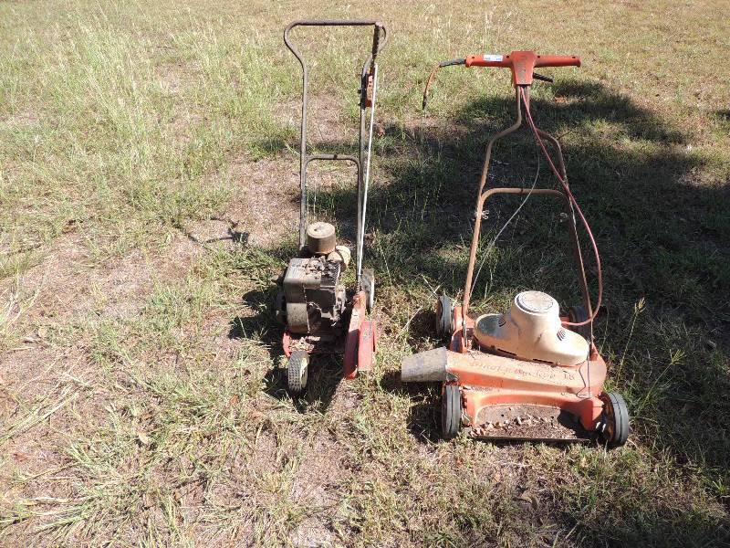 lot 652 image: Black and decker electric mower 18 2 HP edger