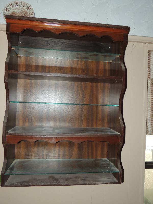 lot 375 image: Wall shelf unit with 4 shelves