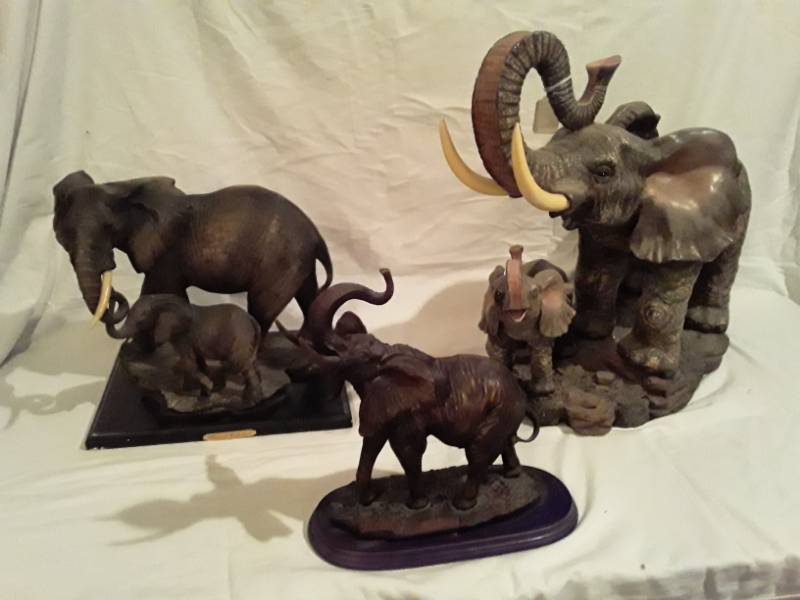 lot 105 image: Elephant-  3  sculptures 2 are Mother and baby