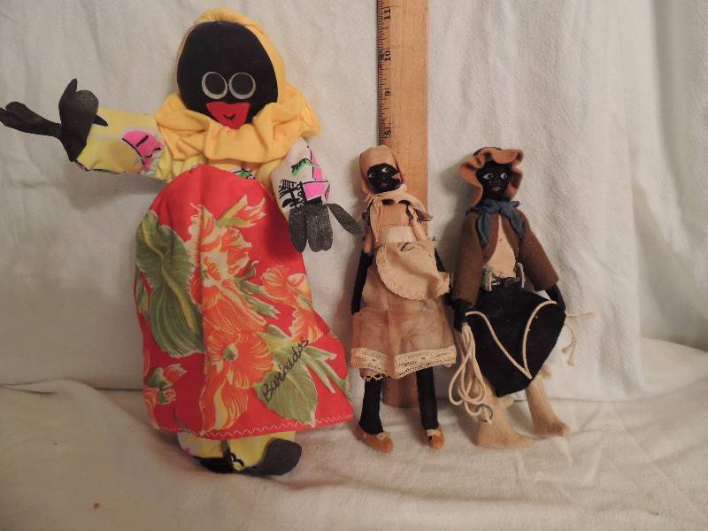 lot 87 image: African Dolls male & female 7 Barbados doll female 12