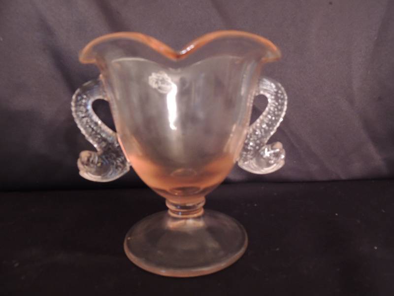 lot 15 image: Fenton- Fluted bowl with fish handles light pink. Real stunner