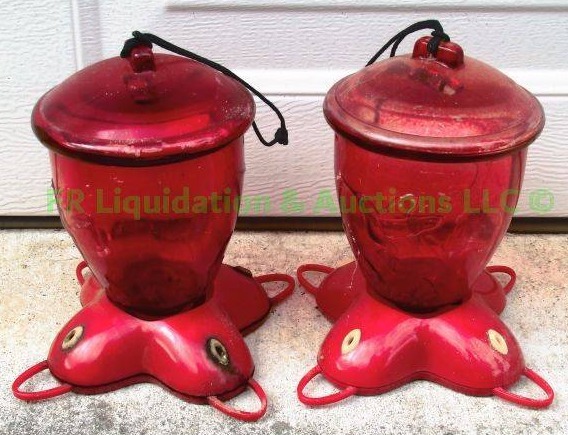 lot 26 image: Glass hummingbird feeders