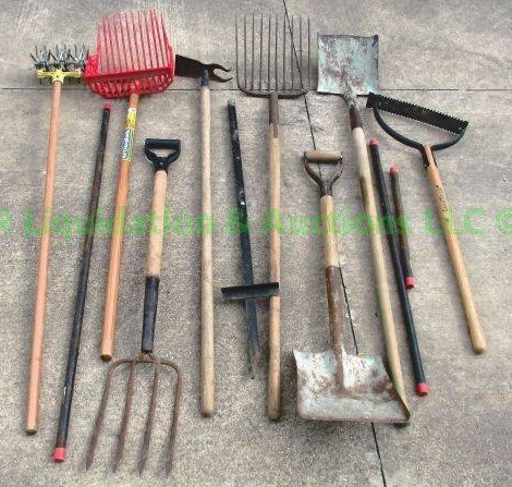 lot 45 image: Assorted gardening tools as shown