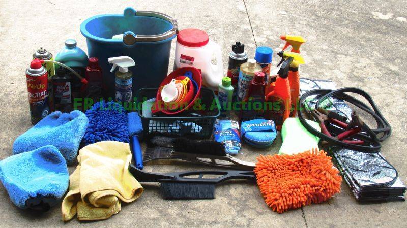 lot 61 image: Assorted Automotive care supplies and tools