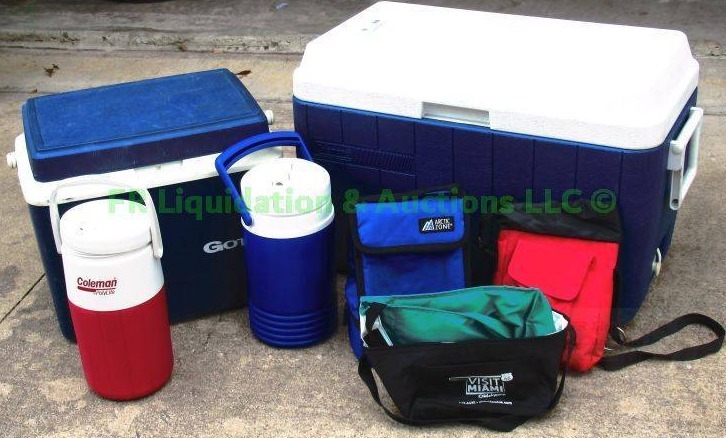 lot 66 image: Gott and others coolers and insulated bags