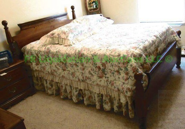 lot 115 image: Solid wood bed head and foot board with side rails