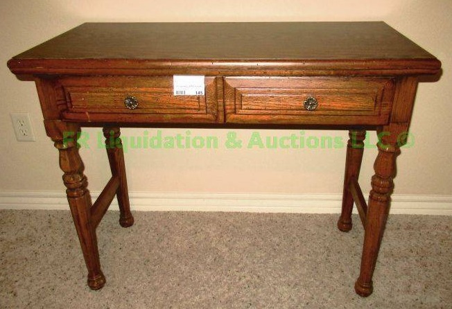 lot 145 image: Oak wood entry hall table