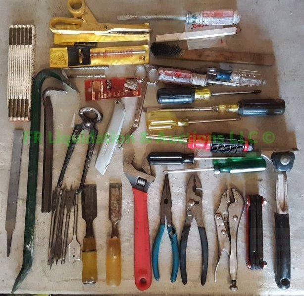 lot 203 image: Assorted hand tools as shown