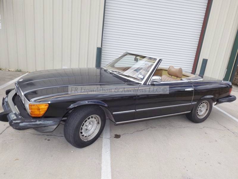 lot 1 image: Mercedes Benz