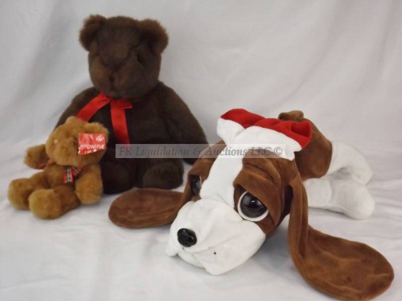 lot 46 image: Toys and games