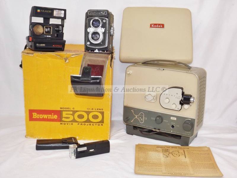 lot 69 image: Cameras