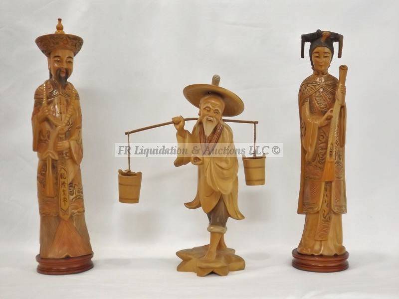 lot 79 image: Asian collectibles