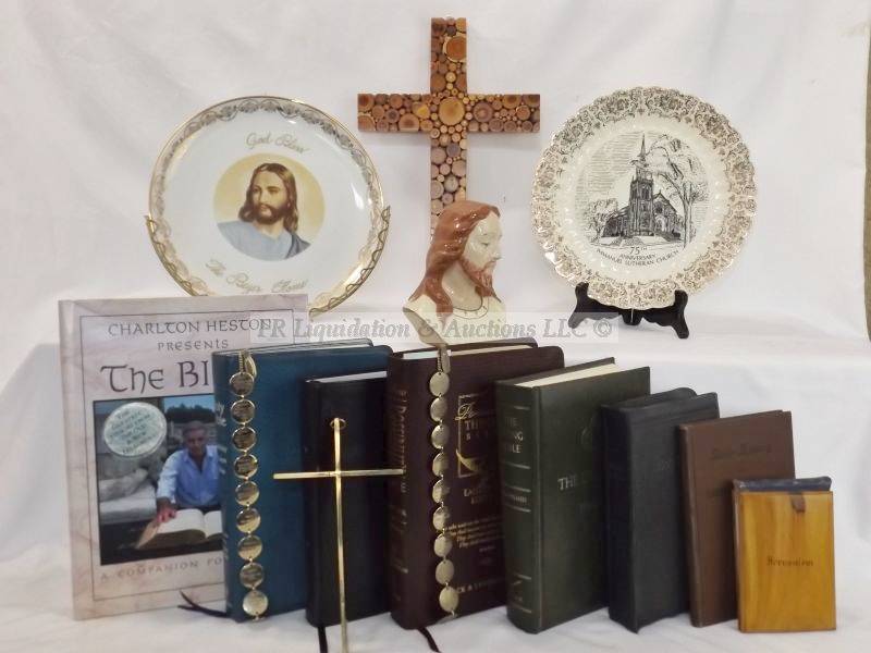 lot 93 image: Religious