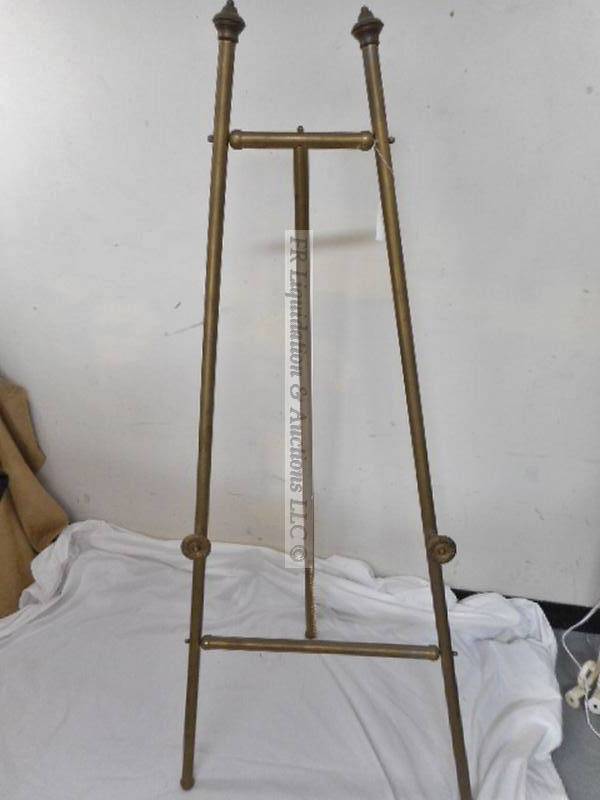 lot 132 image: Display easel