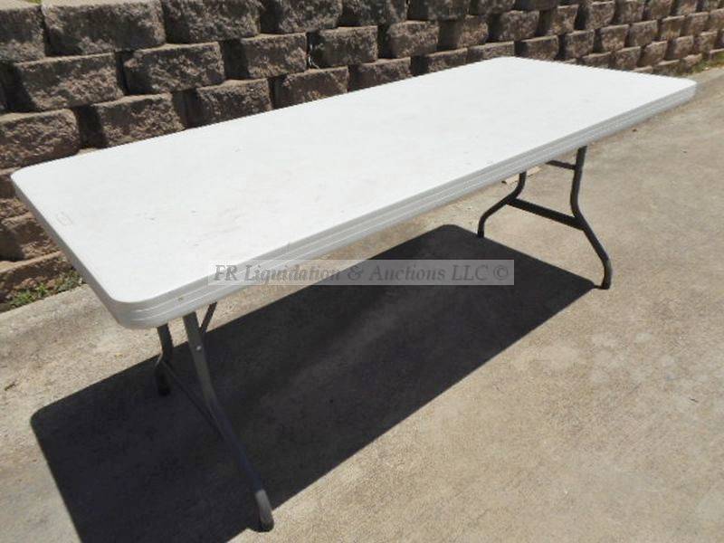 lot 130 image: Folding tables