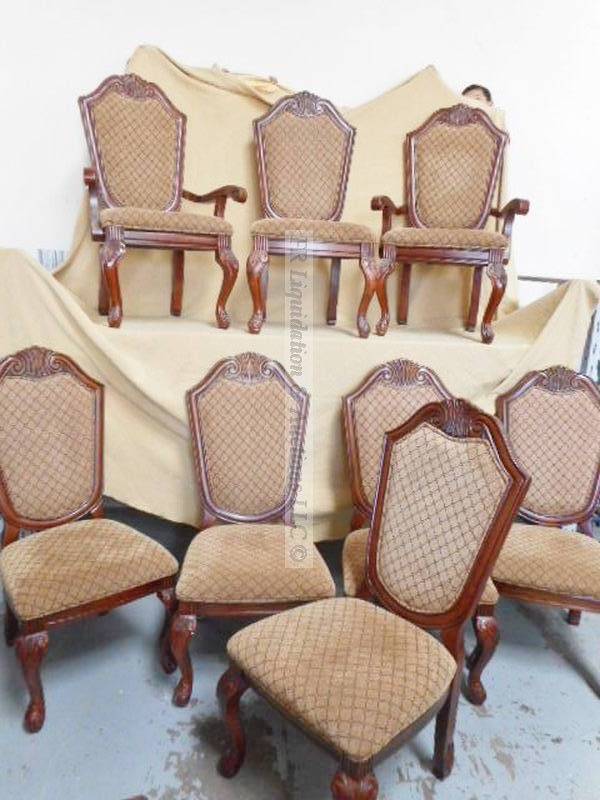 lot 111 image: Furniture