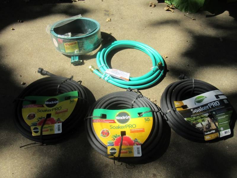 lot 61 image: LAWN AND GARDEN
