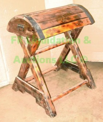 lot 9 image: Rustic style saddle stand