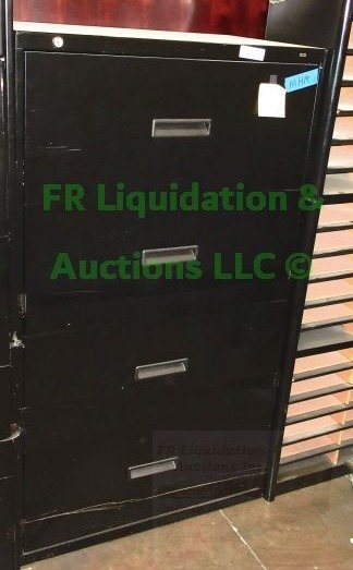 lot 29 image: Metal 4 drawer lateral file cabinet, 53 tall