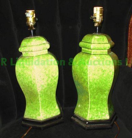 lot 70 image: Matching end table lamps, 17 tall