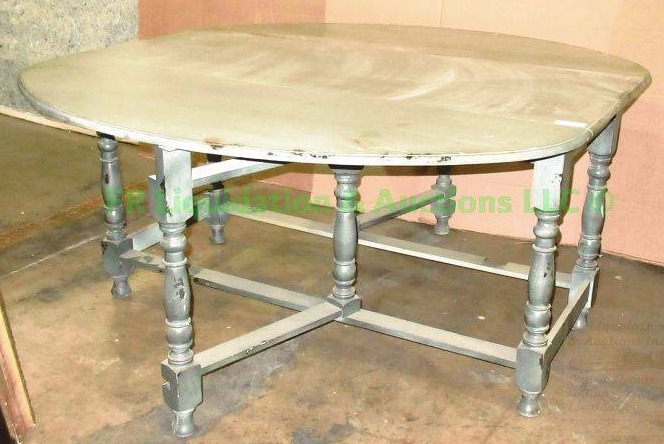 lot 71 image: Vintage drop leaf dining table, 65 x 60 x 30
