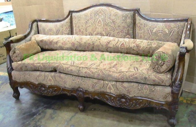 lot 80 image: Vintage ornate wood trim vanity couch